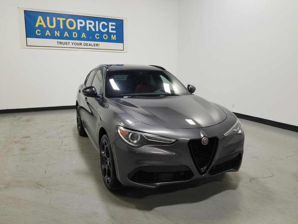 2022 Alfa Romeo Stelvio Ti AWD