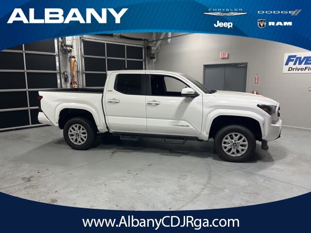 2024 Toyota Tacoma SR5 Double Cab 4WD