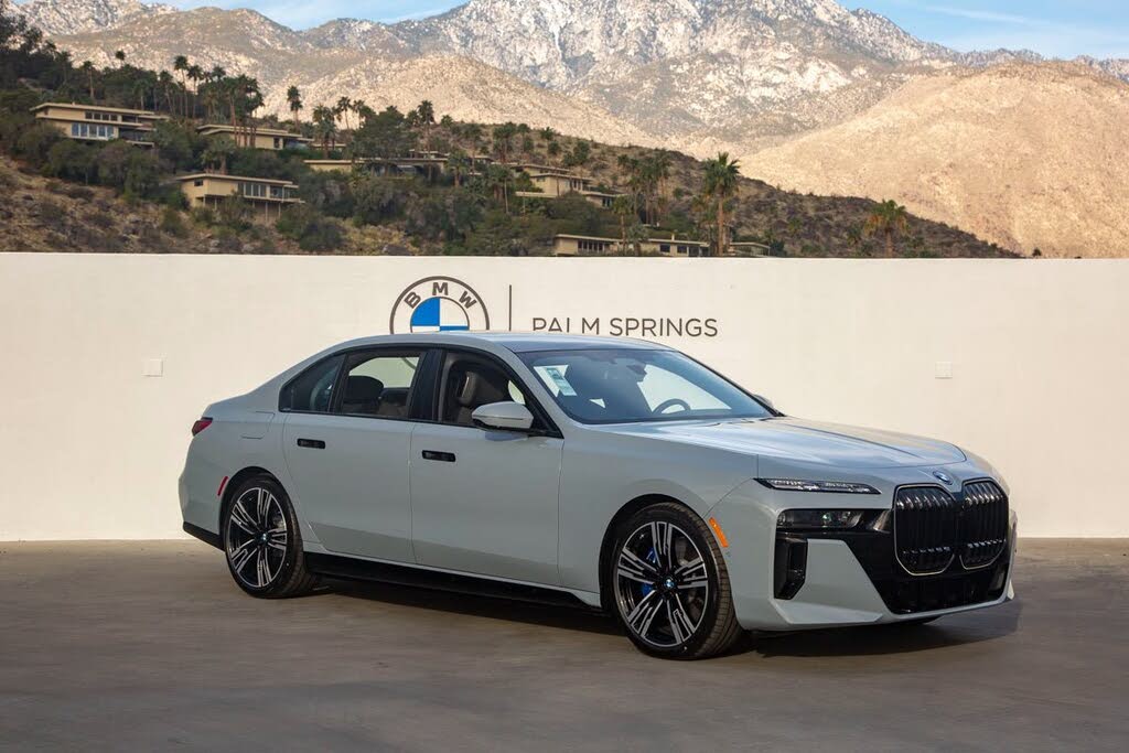 2025 BMW i7 xDrive60