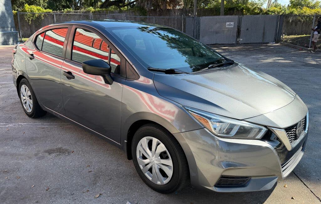 2020 Nissan Versa S FWD