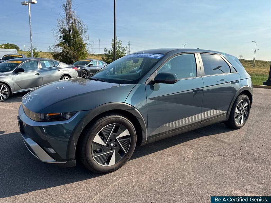2025 Hyundai Ioniq 5 SE Standard Range RWD