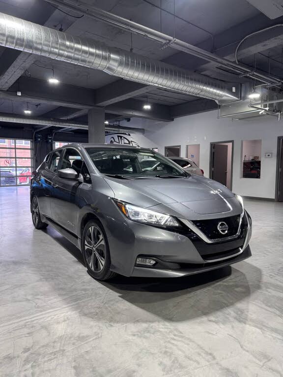 2019 Nissan LEAF SV FWD