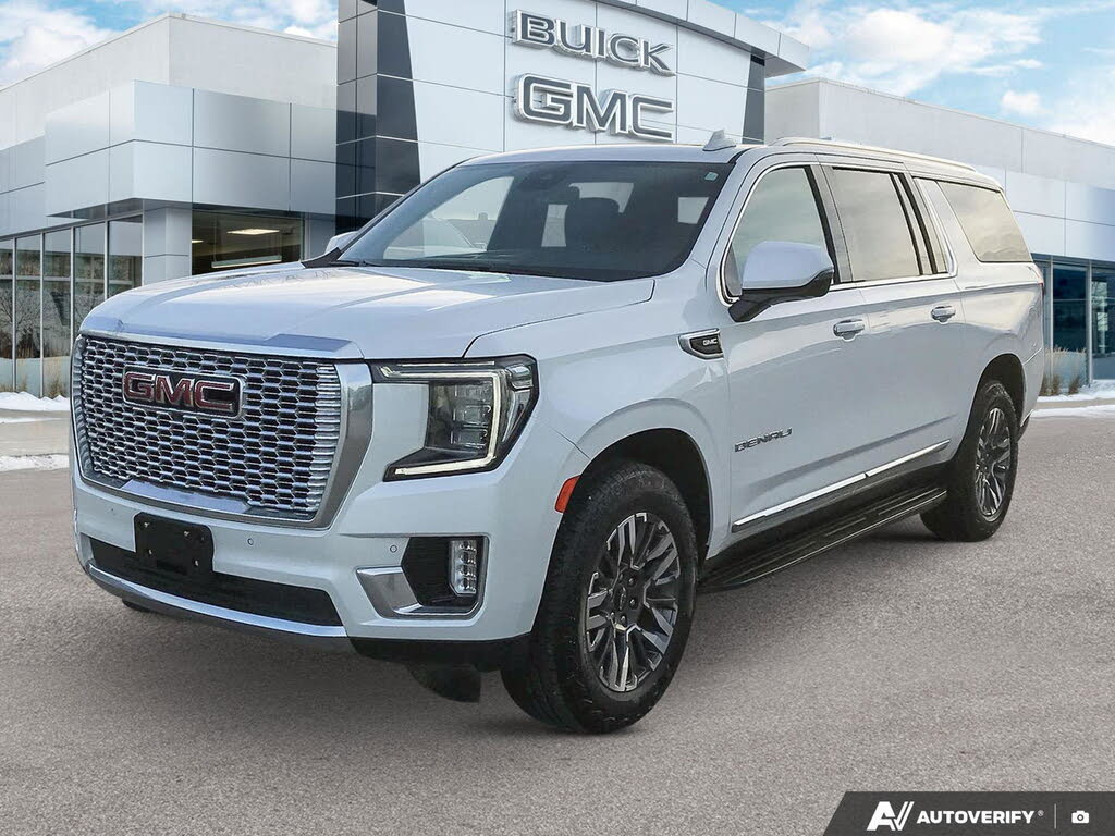 2023 GMC Yukon XL Denali 4WD
