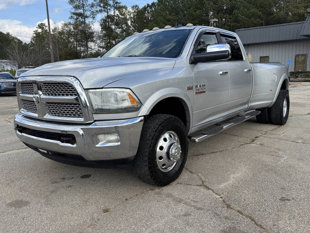 2014 RAM 3500 Laramie Crew Cab LB DRW 4WD