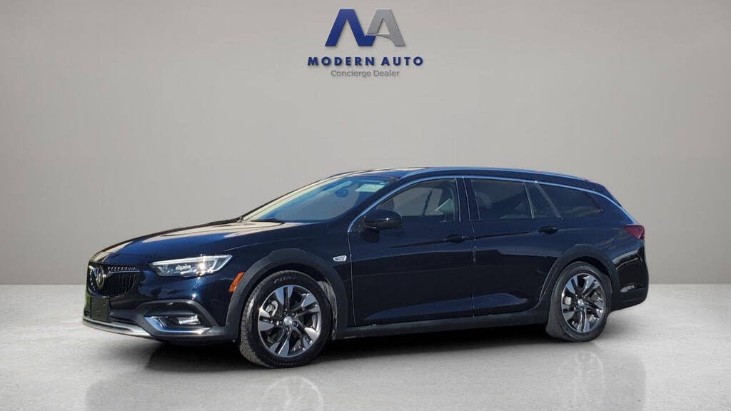 2019 Buick Regal TourX Essence AWD