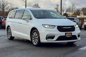 Chrysler Pacifica Hybrid Touring L FWD