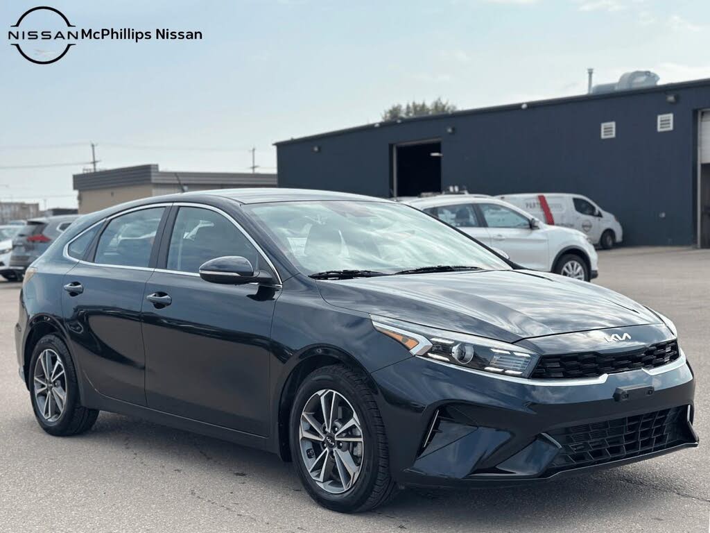 2023 Kia Forte5 EX FWD