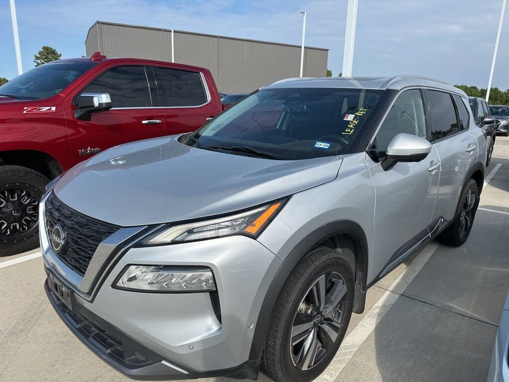 2023 Nissan Rogue SL FWD