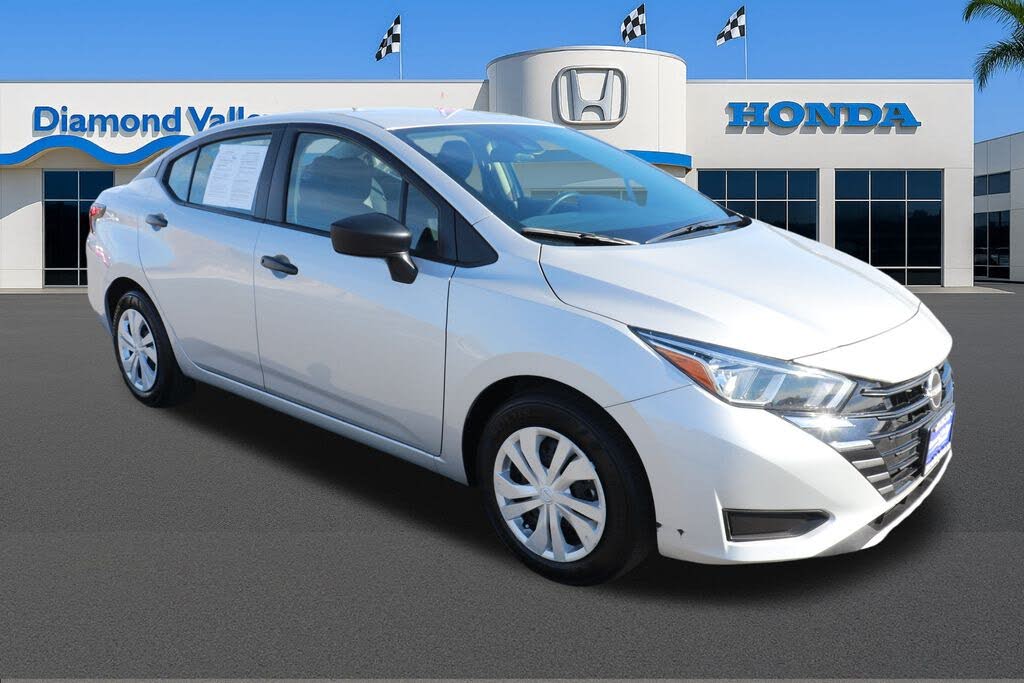 2024 Nissan Versa S FWD