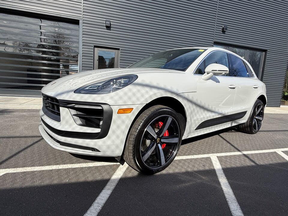 2026 Porsche Macan S AWD
