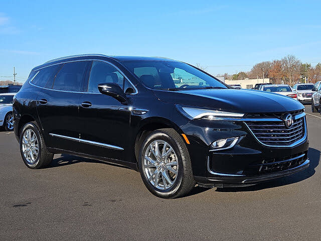 2023 Buick Enclave Essence AWD