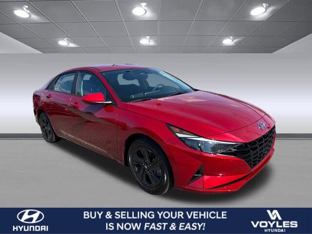 2023 Hyundai Elantra SEL FWD