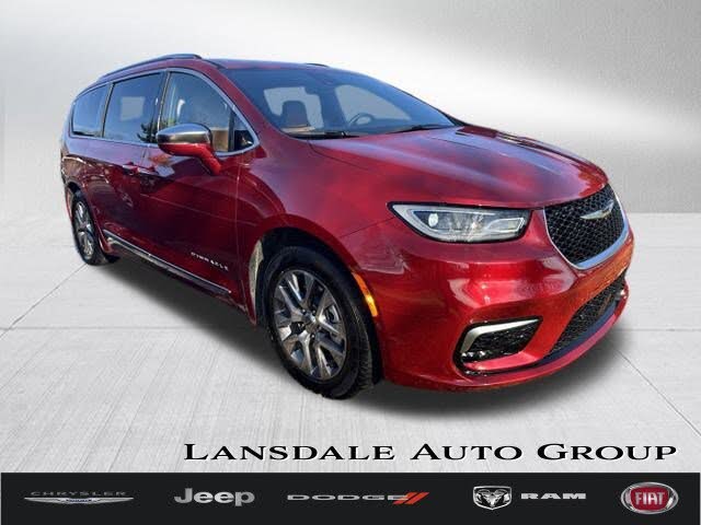 2024 Chrysler Pacifica Hybrid Pinnacle FWD