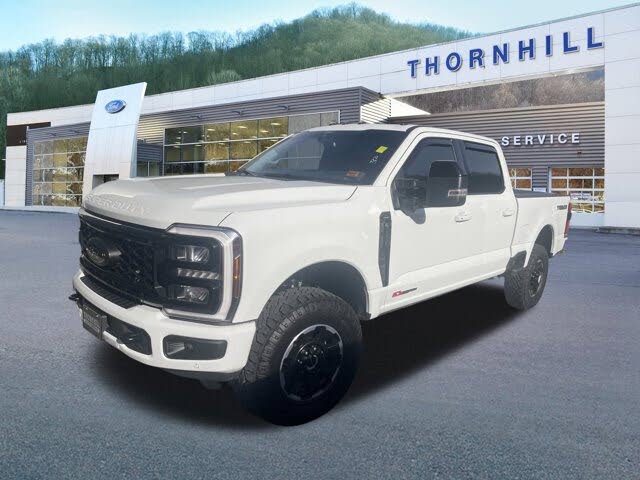 2025 Ford F-250 Super Duty Lariat Crew Cab 4WD
