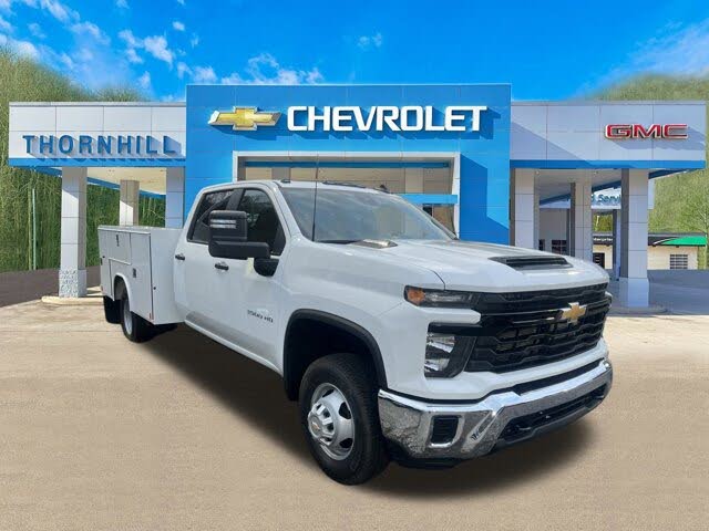 2026 Chevrolet Silverado 3500HD Chassis Work Truck Crew Cab 4WD