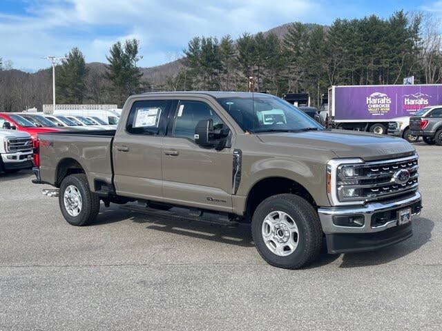 2026 Ford F-350 Super Duty XLT Crew Cab 4WD