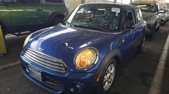 2013 MINI Cooper Hatchback FWD