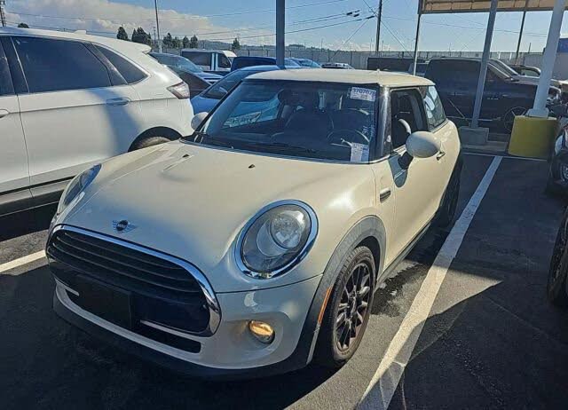 2018 MINI Cooper 3-Door Hatchback FWD