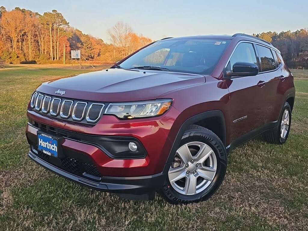 2022 Jeep Compass Latitude FWD