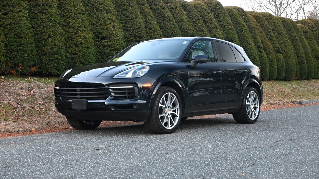 2023 Porsche Cayenne Platinum Edition AWD