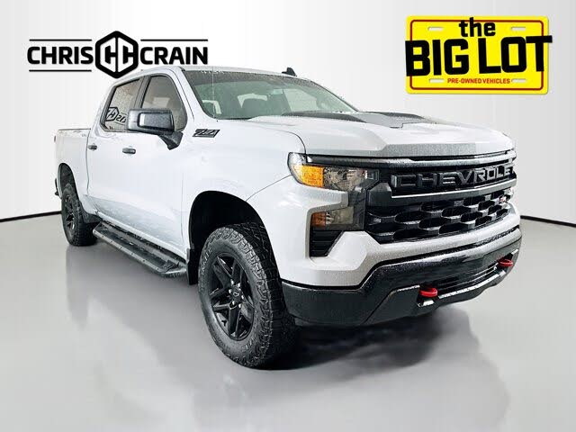 2024 Chevrolet Silverado 1500 Custom Trail Boss Crew Cab 4WD