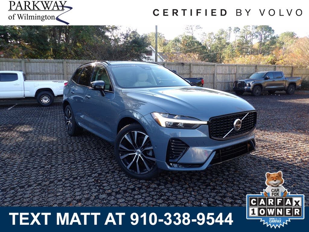 2024 Volvo XC60 B5 Plus Dark Theme AWD