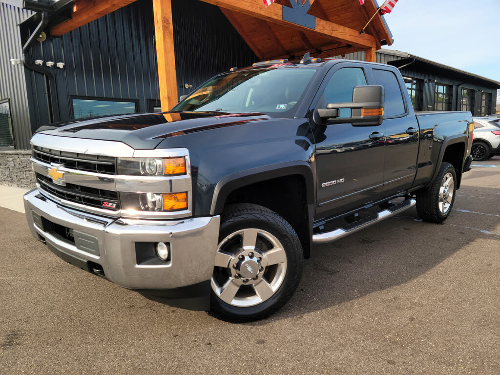 2018 Chevrolet Silverado 2500HD LT Double Cab 4WD