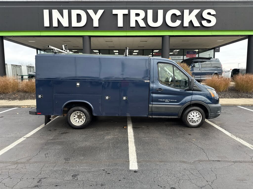 2022 Ford Transit Chassis 350 HD 9950 GVWR 138 Cutaway DRW RWD