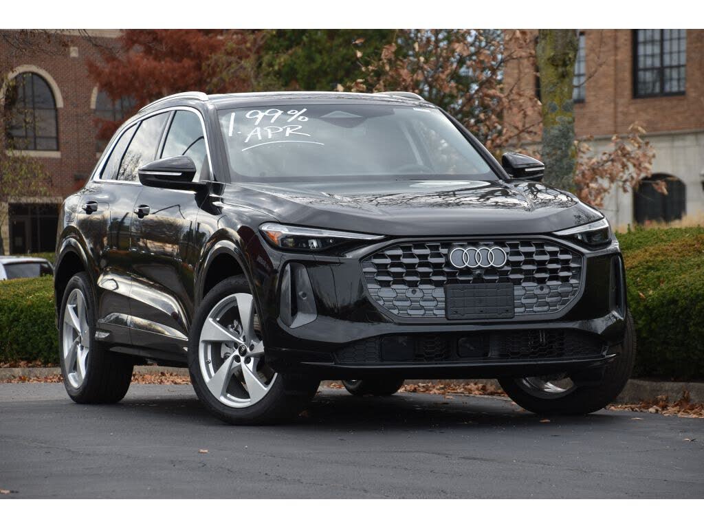 2025 Audi Q5 quattro Premium Plus 40 TFSI