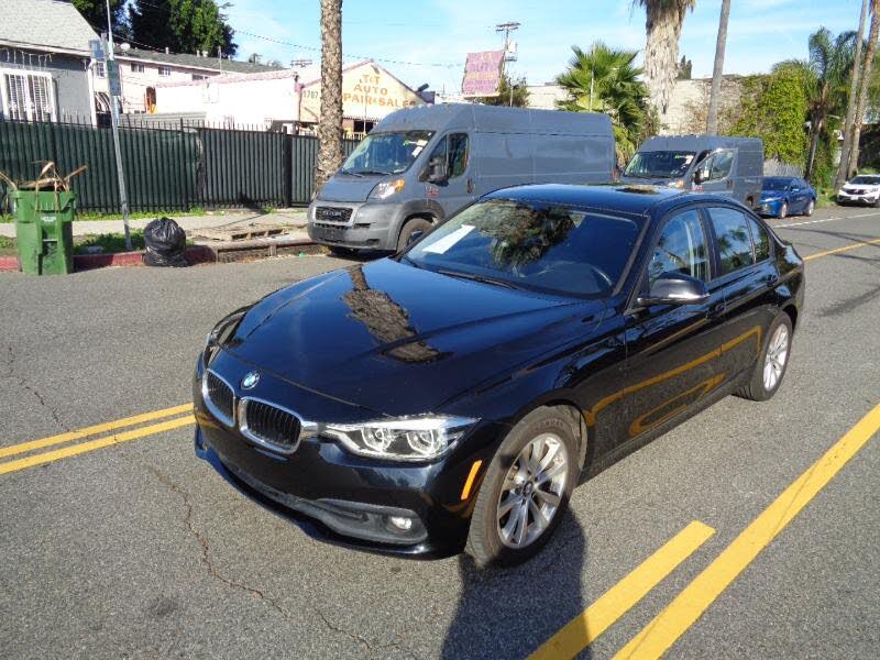 2018 BMW 3 Series 320i Sedan RWD