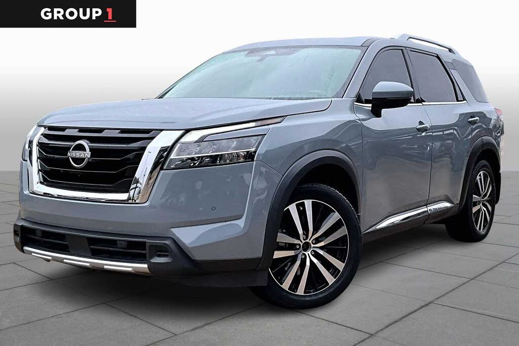 2023 Nissan Pathfinder Platinum FWD