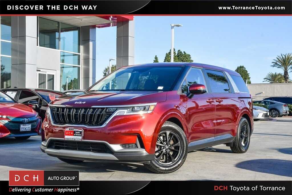 2024 Kia Carnival LX FWD