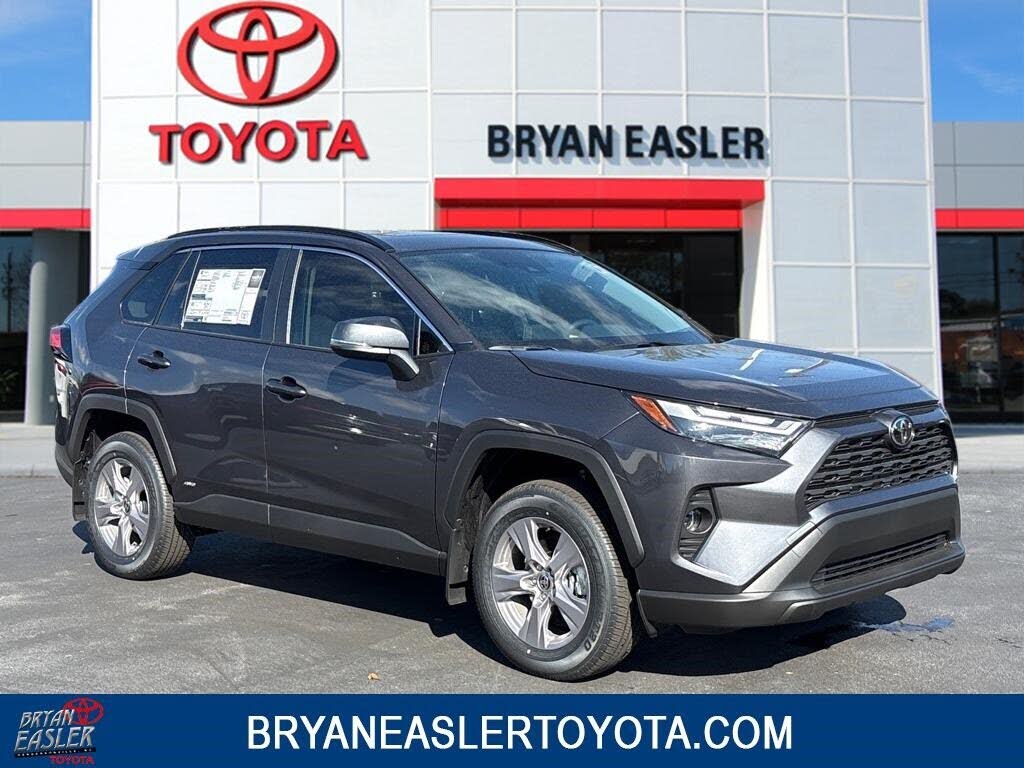 2025 Toyota RAV4 Hybrid XLE AWD