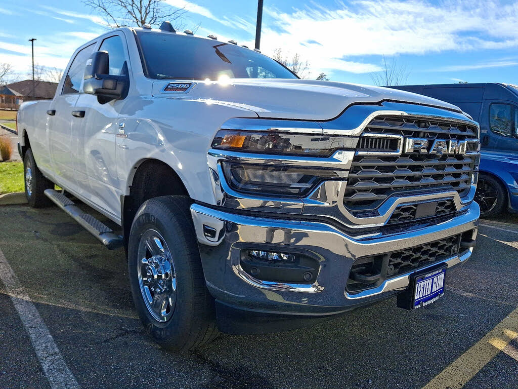 2026 RAM 2500 Tradesman Crew Cab LB 4WD
