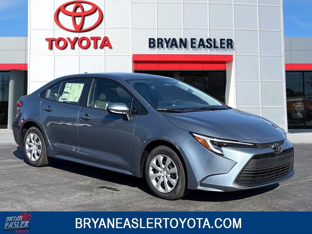 2026 Toyota Corolla Hybrid LE FWD