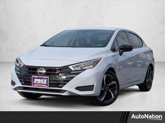 2024 Nissan Versa SR FWD