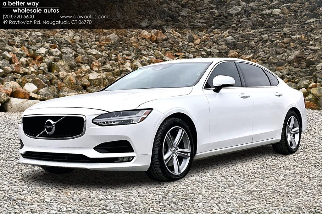 2018 Volvo S90 T5 Momentum AWD