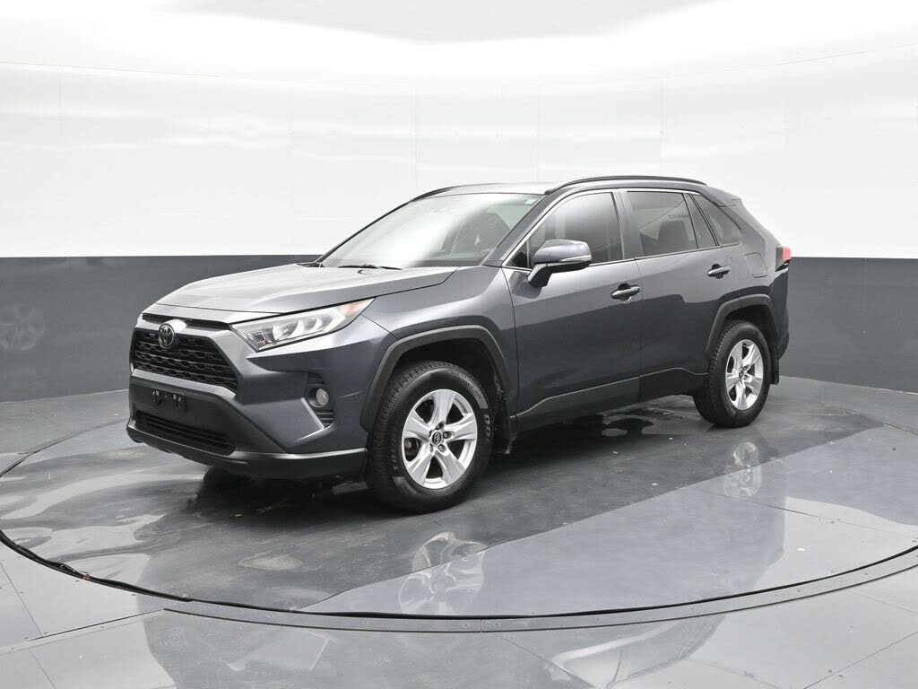 2021 Toyota RAV4 XLE FWD