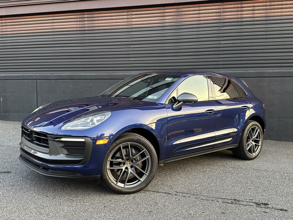 2024 Porsche Macan T AWD