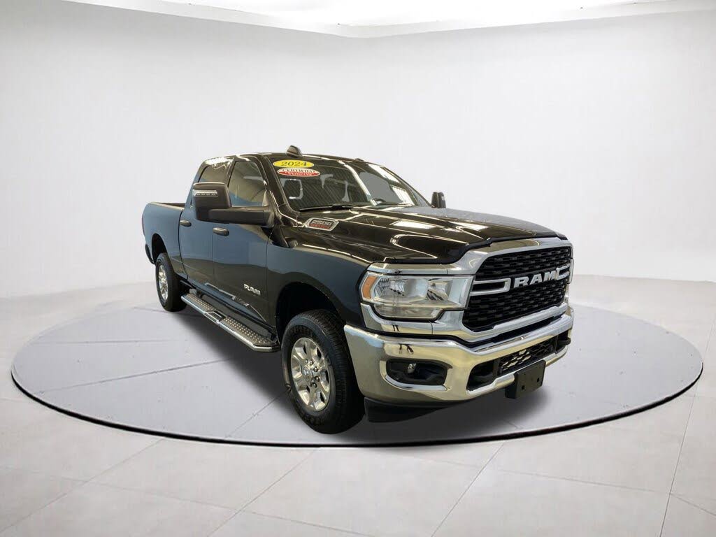 2024 RAM 2500 Big Horn Crew Cab 4WD