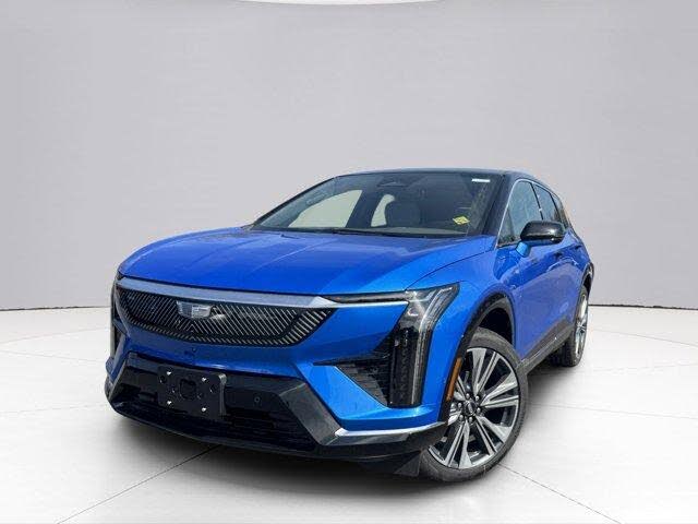 2025 Cadillac OPTIQ Luxury 2 AWD