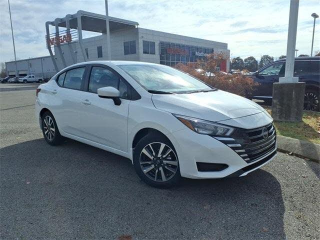 2025 Nissan Versa SV FWD