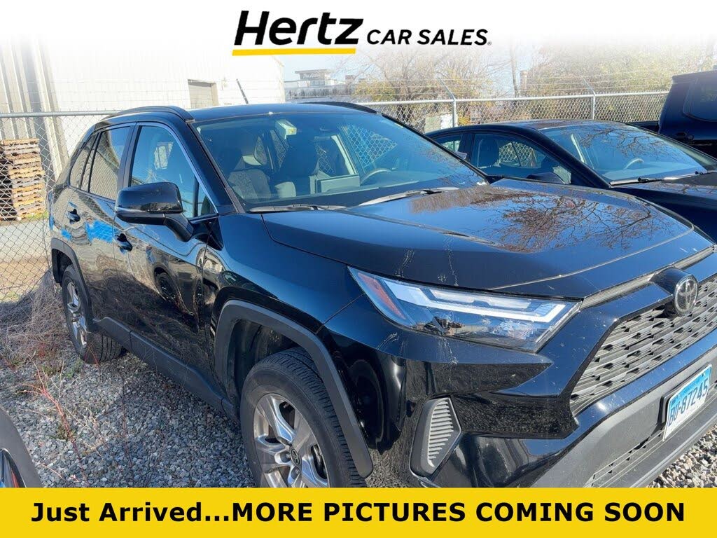 2025 Toyota RAV4 XLE AWD