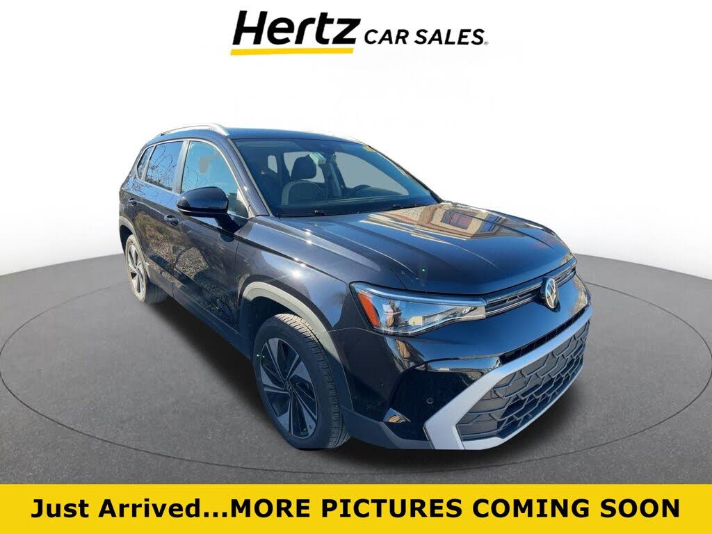 2025 Volkswagen Taos SE 4Motion