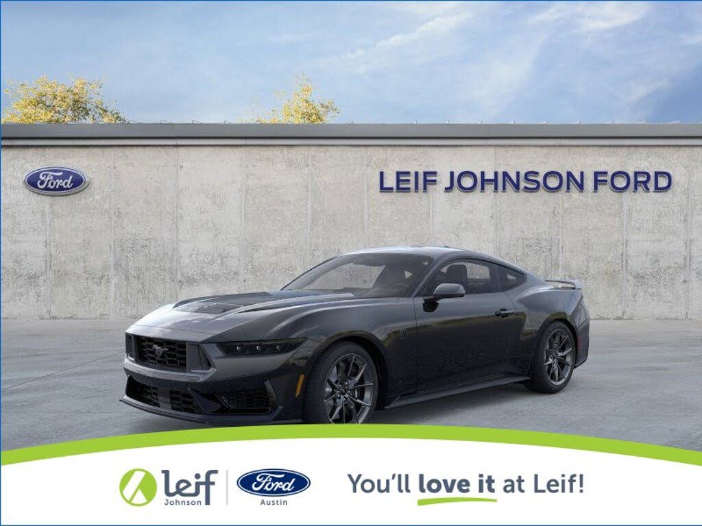 2026 Ford Mustang Dark Horse Fastback RWD