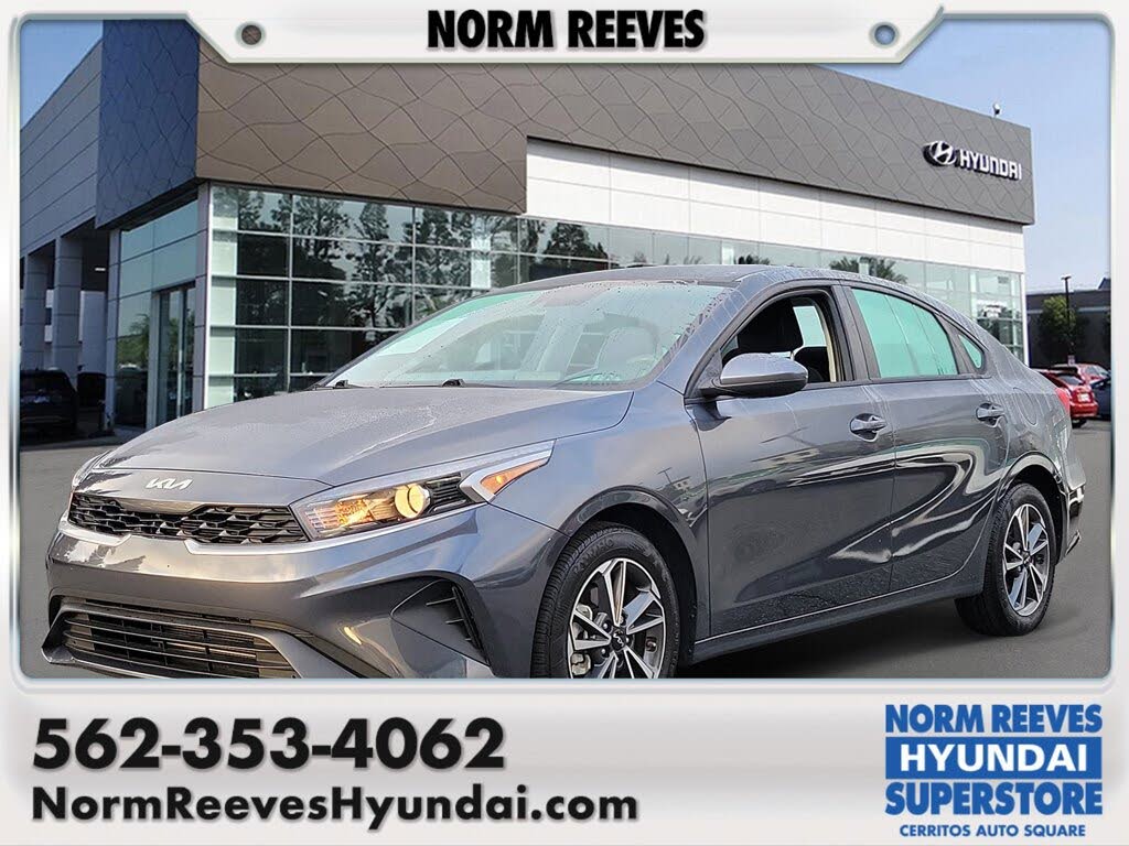 2023 Kia Forte LXS FWD