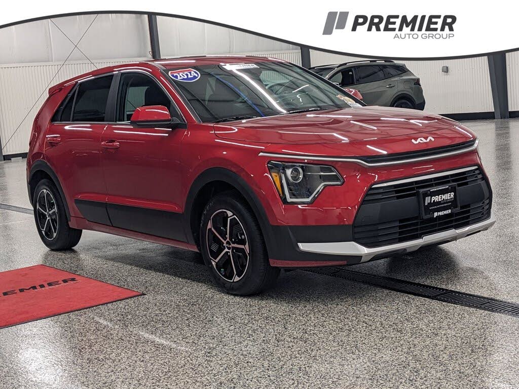 2024 Kia Niro LX FWD