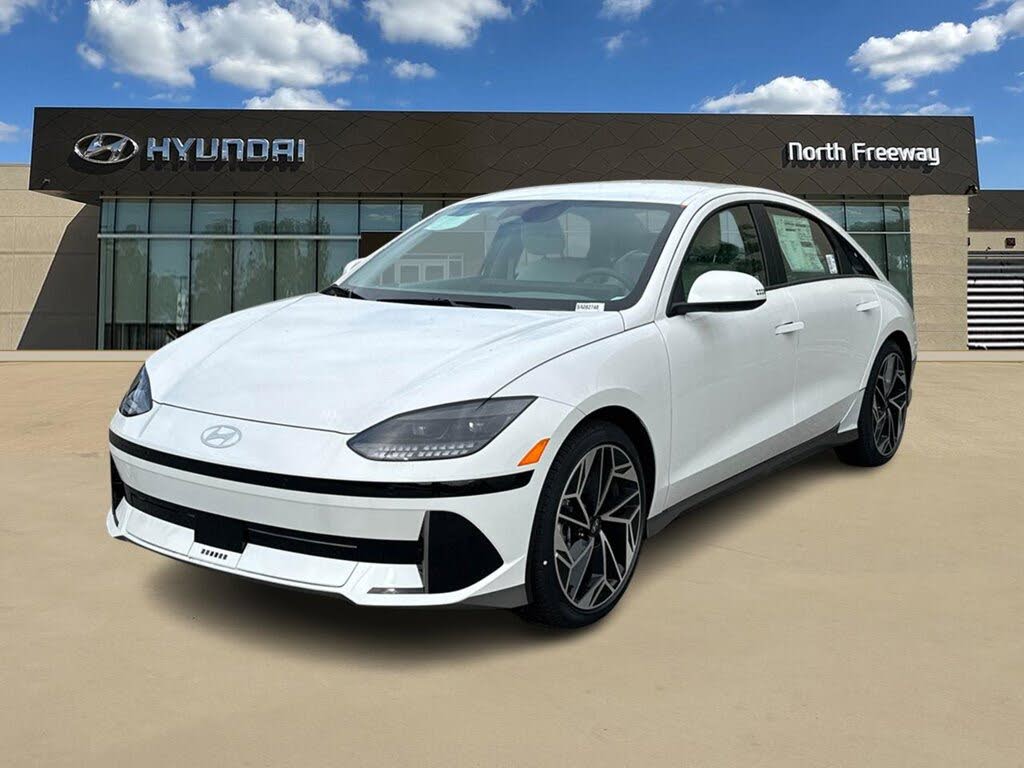 2025 Hyundai Ioniq 6 SEL RWD