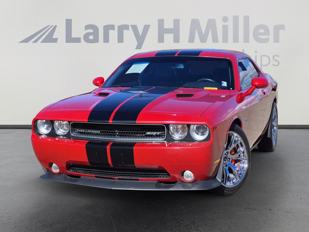 2012 Dodge Challenger SRT8 392 RWD