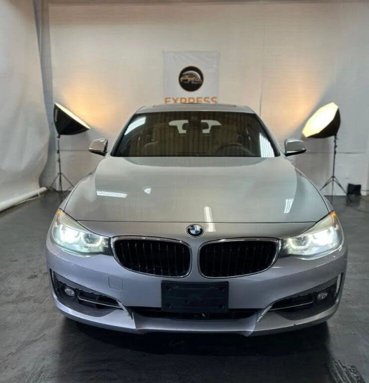 2018 BMW 3 Series Gran Turismo 330i xDrive AWD